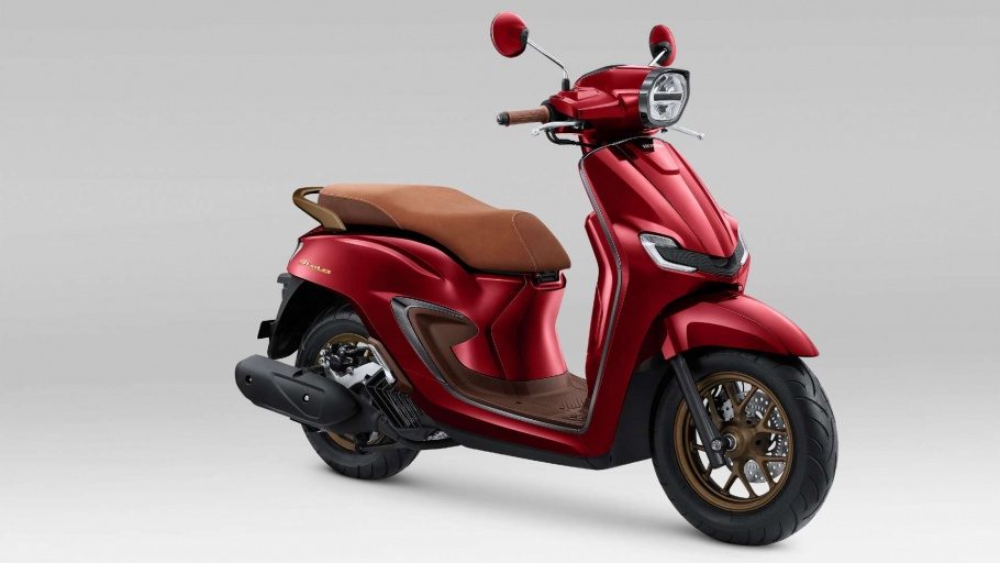 Honda Stylo 160: Warna Baru, Harga Rp 33 Jutaan