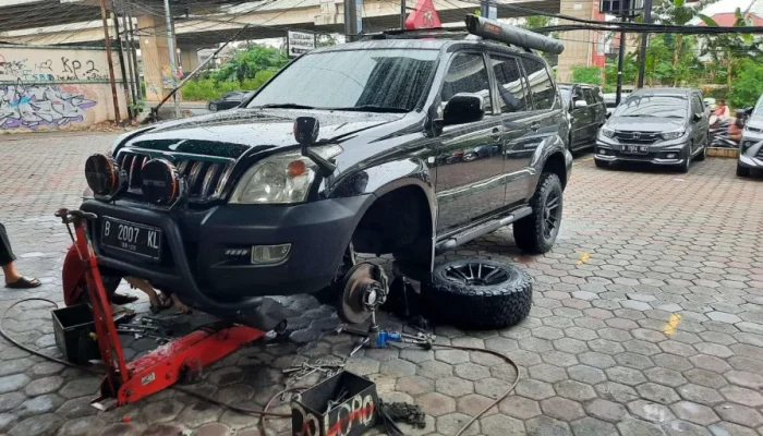 5 Ciri Kerusakan Mobil Serius & Wajib Segera Ditangani