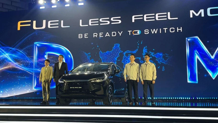 BYD M6 DM: Konsumen Bisa Test Drive Mobil Terbaru