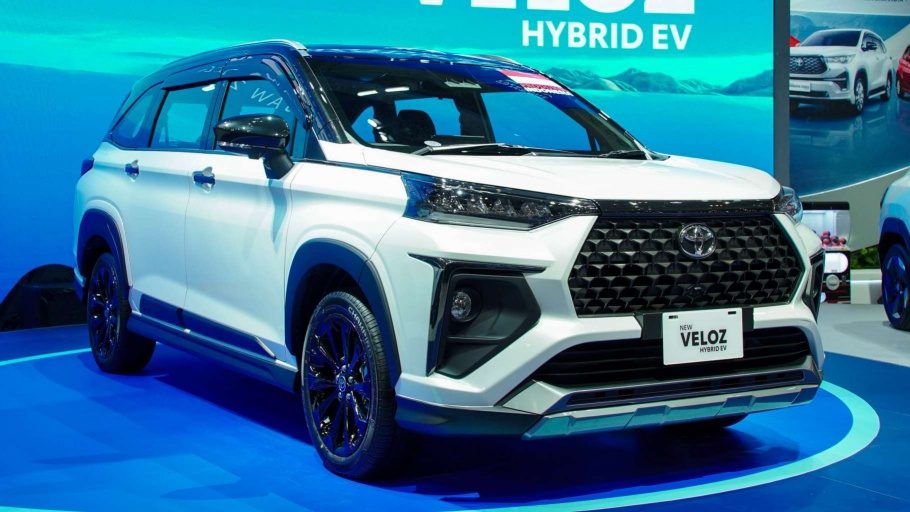 Mobil Hybrid Toyota: Minat Naik, Apa Sebabnya?