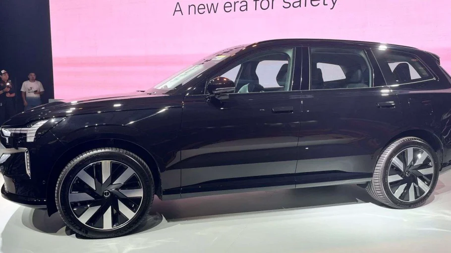 Strategi Volvo: Bertahan di Pasar Otomotif RI yang Kompetitif