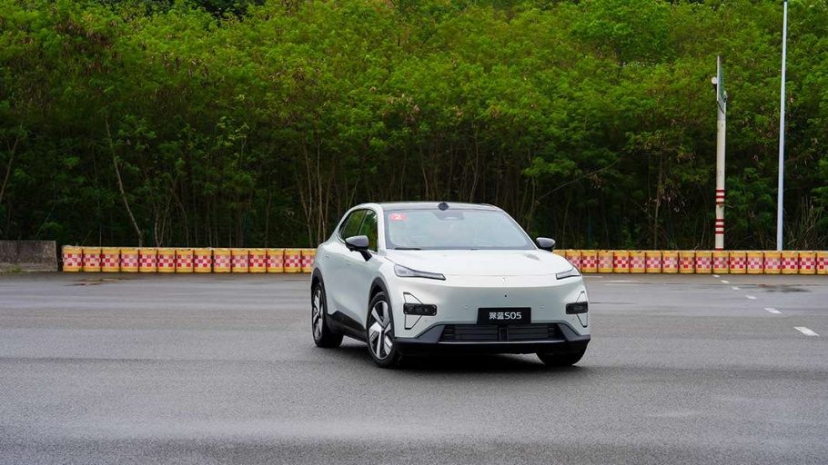 Teknologi REEV pada Changan Deepal S05