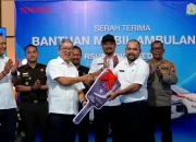 3 Unit Innova Ambulans Toyota untuk Aceh Tamiang