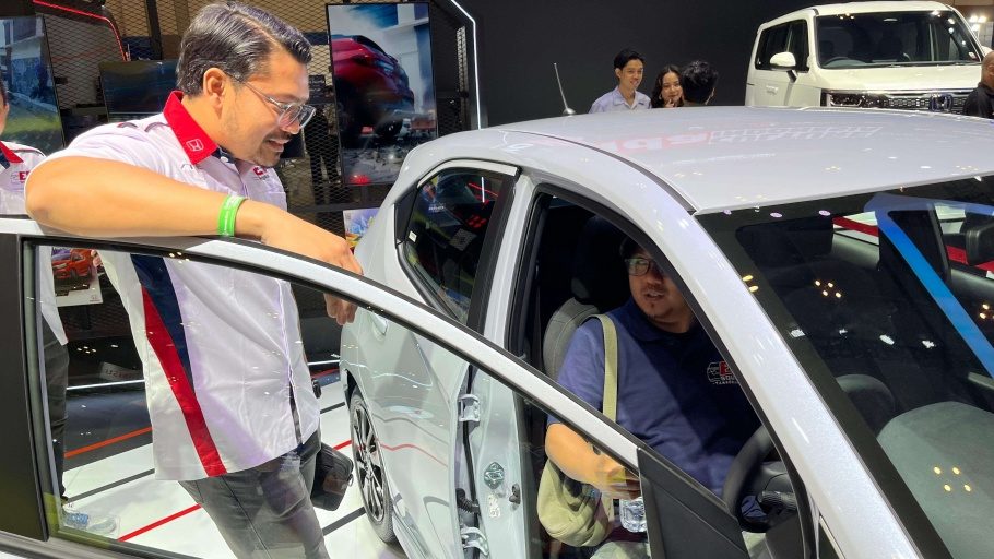 Bisnis Asuransi Kendaraan Terdampak Pelemahan Rupiah