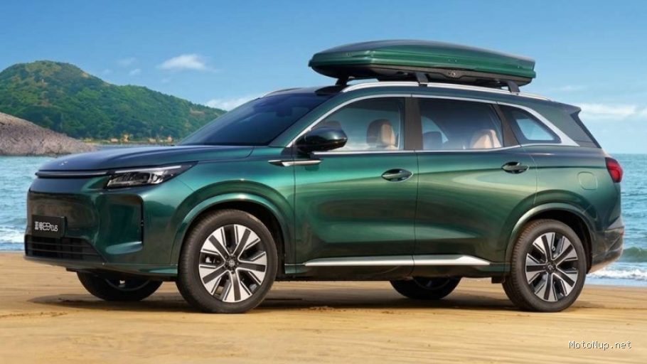 DFSK E5 Plus PHEV: Bocoran Spesifikasi & Pesan Bulan Ini