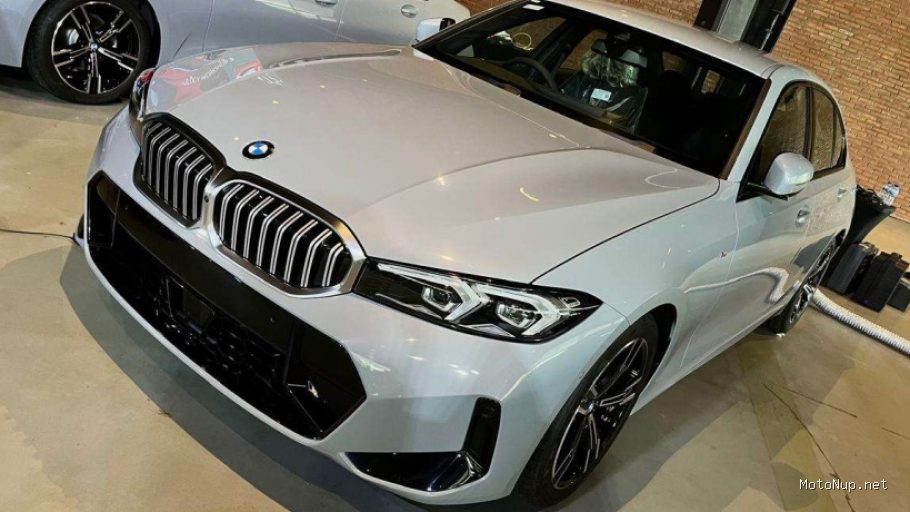 Penjualan Mobil Mewah Keok Kurs, Bukan Harga Bensin