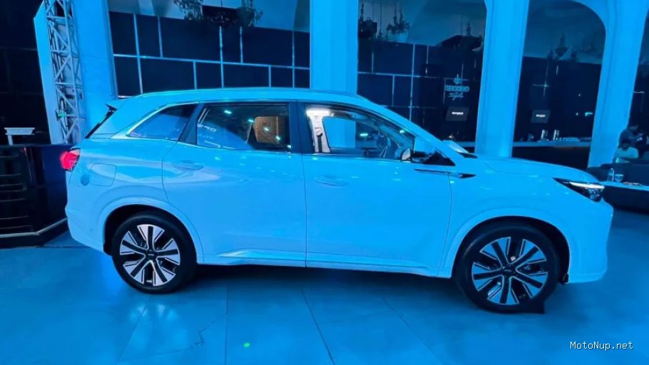 DFSK E5 Plus: Teknologi PHEV Unggul dan Lebih Efisien