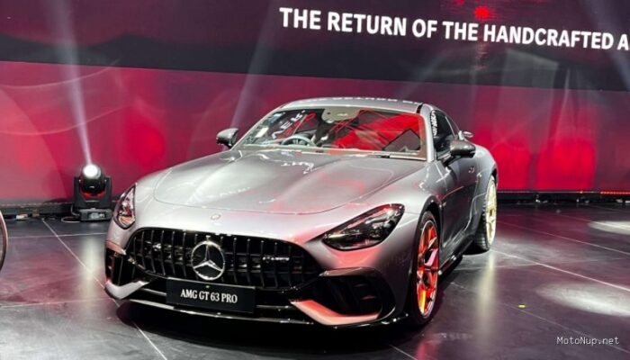 Mercedes-Benz Rilis AMG GT 63 Pro & GLC 200 di GIIAS 2026