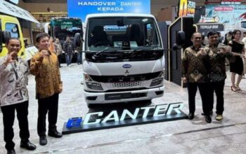 GIIAS 2026: KTB Resmi Serahkan Truk Listrik Fuso eCanter ke Konsumen