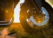 Photo by Sunrize Pictures via Pexels - Panduan Memilih Ban Motor Sesuai Medan Jalan Agar Lebih Aman
