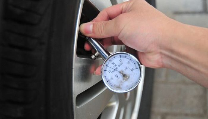 Panduan Menentukan Tekanan Angin Ban Mobil yang Sesuai Standar