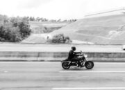 Photo by Alex Dos Santos via Pexels - Tips Aman Mengemudi Motor di Jalan Tol agar Tetap Selamat