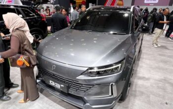Vino G. Bastian Kepincut Mobil Listrik Polytron, Cek Promonya!