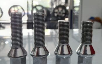 Photo by shopee.co.id - Cara Menghilangkan Karat pada Baut Roda Mobil dengan Cuka