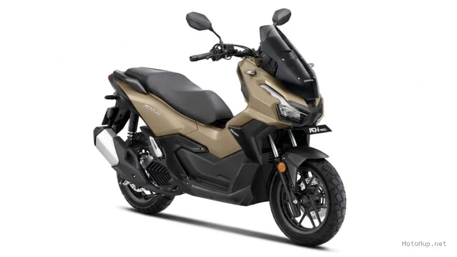 Honda ADV 160 Terbaru Hadir, Efisiensi Bahan Bakar Etanol Teruji