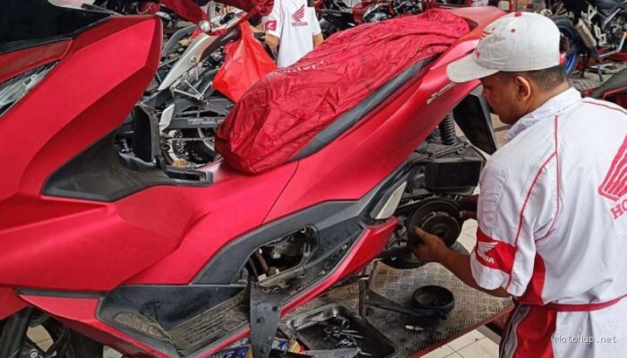 Mengapa Servis Rutin di AHASS Penting Jaga Performa Motor Honda?