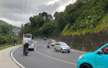 Photo by otomotif.sindonews.com - Panduan Aman Berkendara di Jalur Menanjak untuk Pengemudi