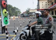 Panduan Aman Mengemudi Motor di Jalur Berkelok dan Pegunungan