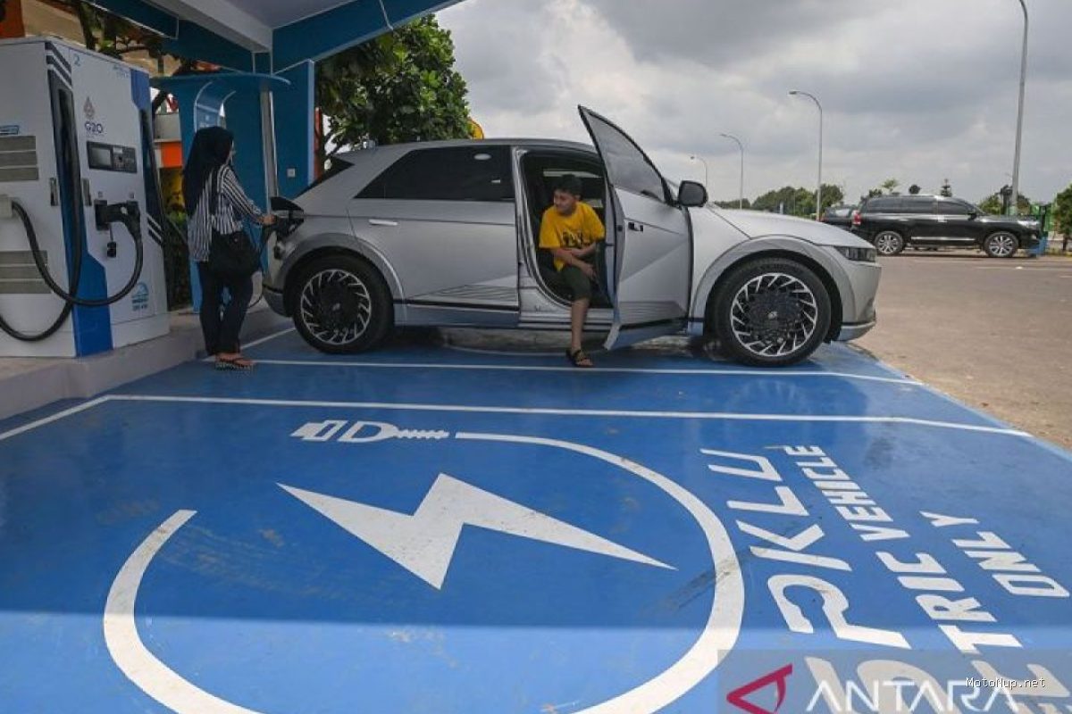 Photo by antaranews.com - Panduan Lengkap Road Trip Antarkota dengan Mobil Listrik via Tol