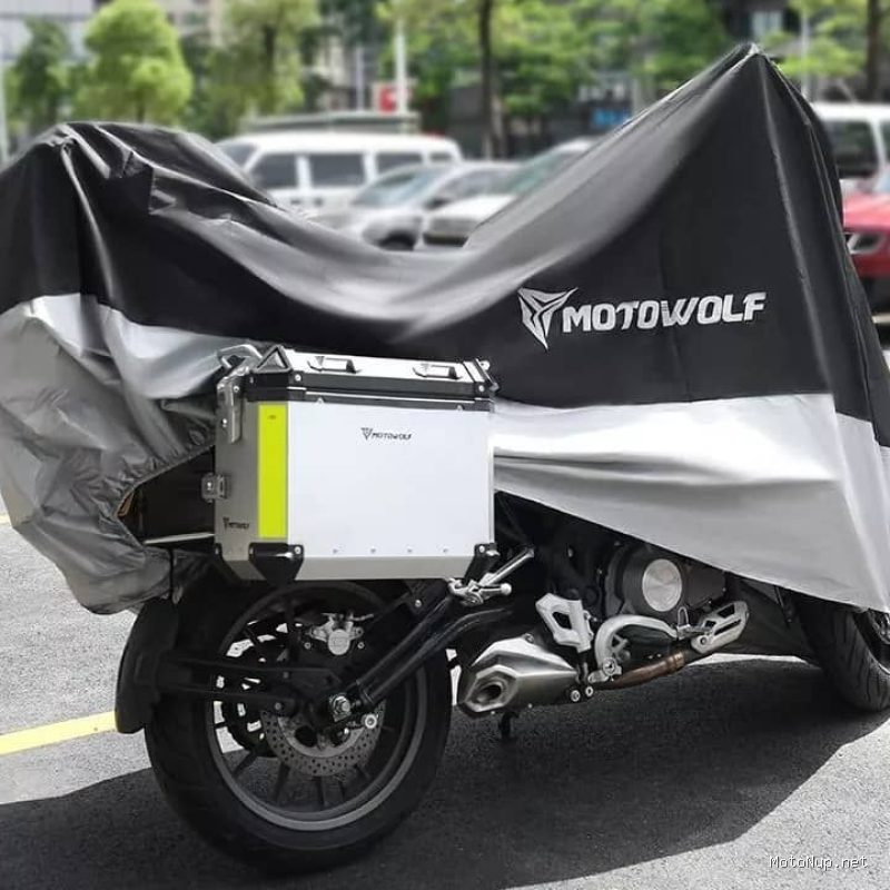 Photo by shopee.com.my - Panduan Memilih Cover Motor Berkualitas untuk Melindungi Kendaraan