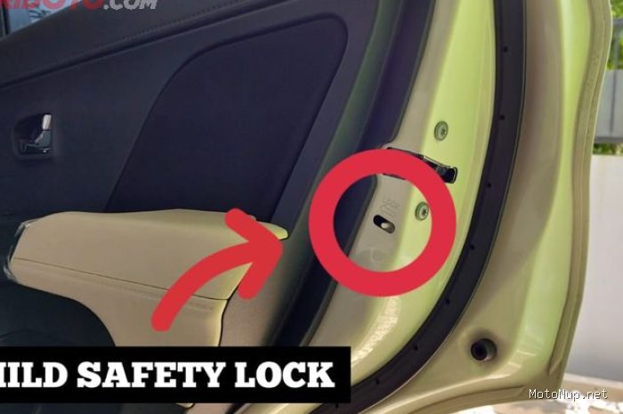 Photo by gridoto.com - Panduan Mengaktifkan Fitur Child Lock Pintu Belakang Mobil