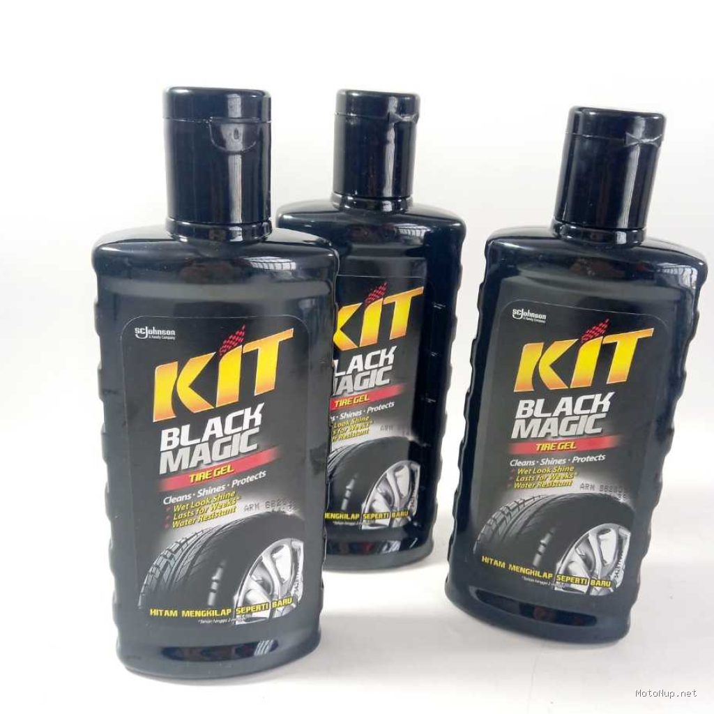 Photo by shopee.co.id - Panduan Mengaplikasikan Semir Ban Foam Agar Tahan Lama dan Hitam