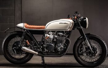 Photo by narodnatribuna.info - Panduan Modifikasi Motor Cafe Racer untuk Pemula dan Pro
