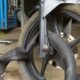 Panduan Praktis Mengatasi Ban Motor Bocor di Tengah Perjalanan