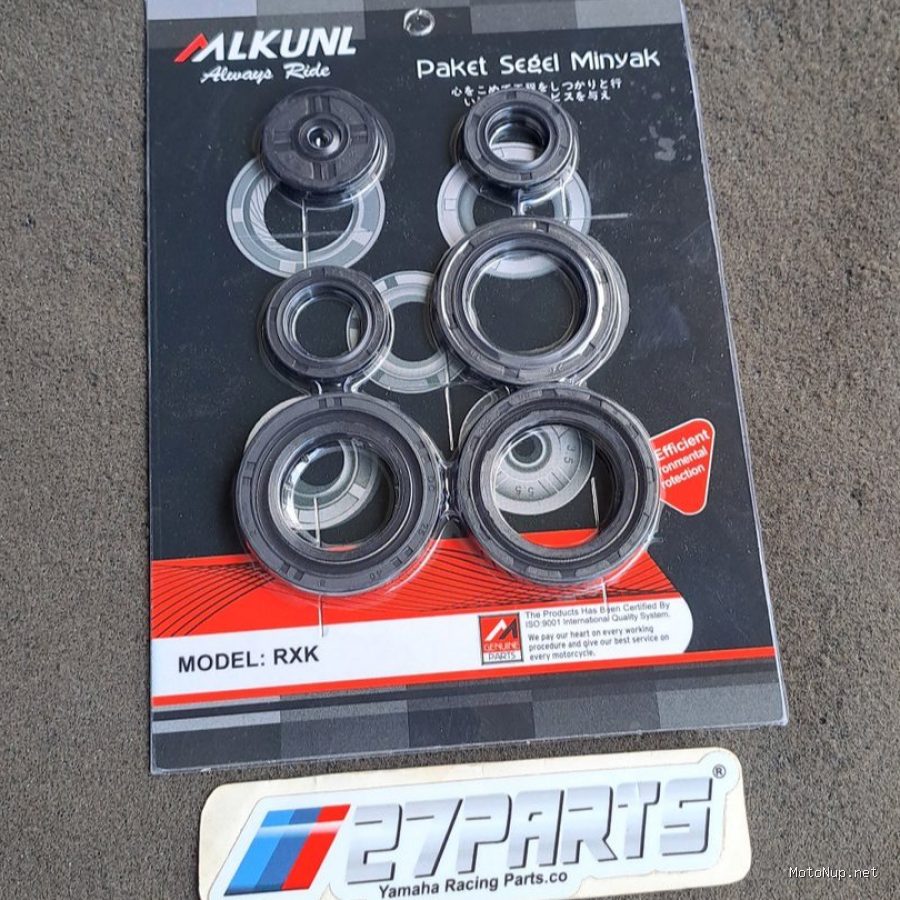 Penyebab Oli Mesin Rembes Masuk ke Ruang CVT Motor Matic
