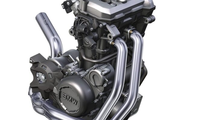 Perbedaan Motor Injeksi vs Karburator: Kelebihan dan Kekurangan