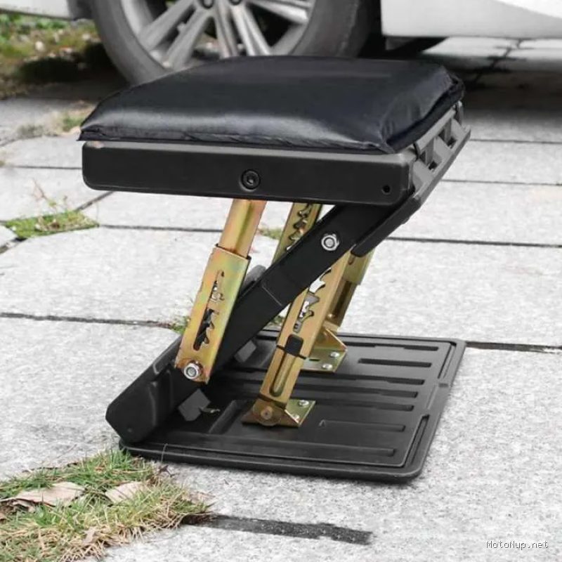 Photo by blibli.com - Posisi Kaki Kiri yang Benar di Footrest Mobil Transmisi Matic