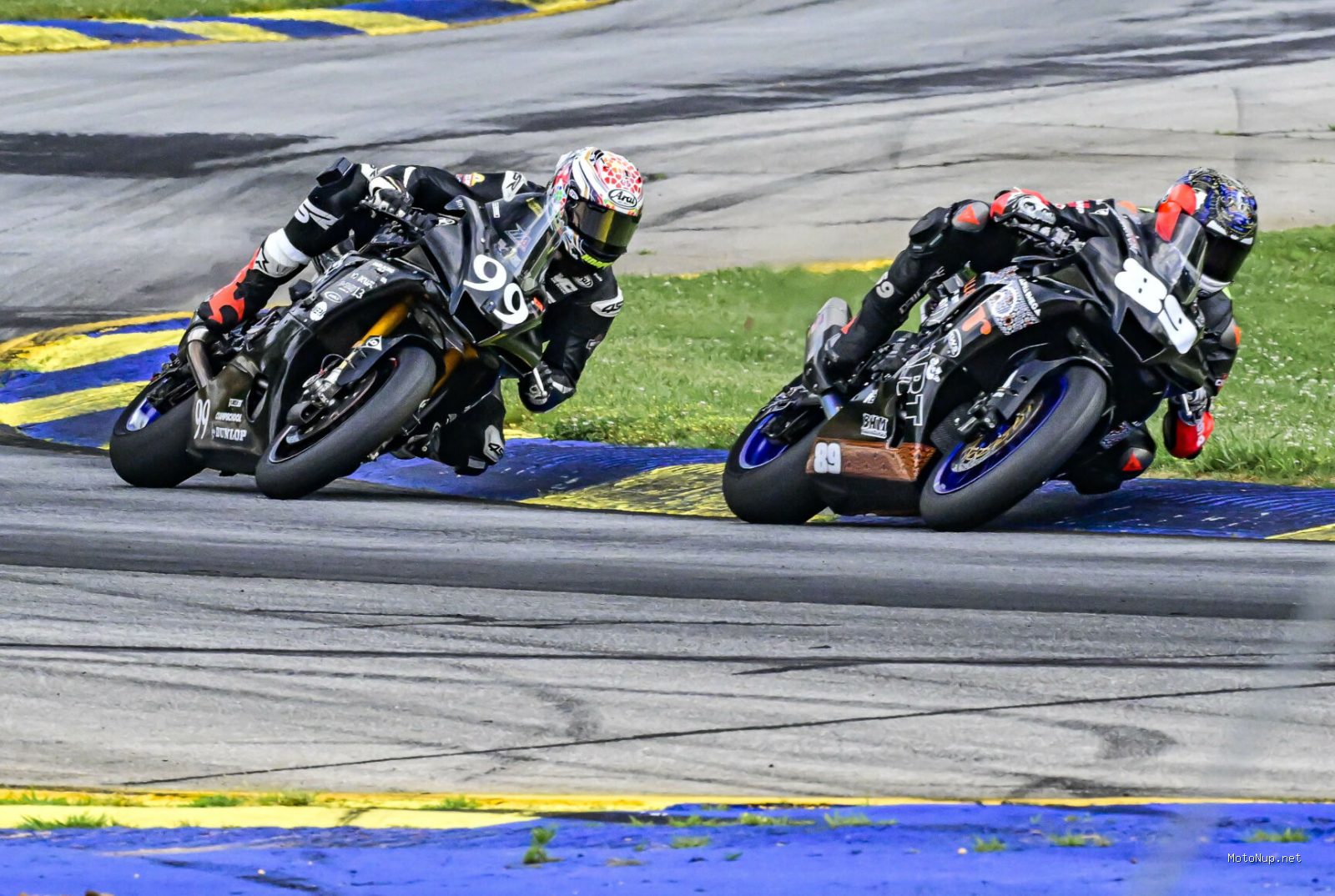 Photo by roadracingworld.com - Perbandingan Roller Kawahara vs BRT Black Diamond untuk Harian